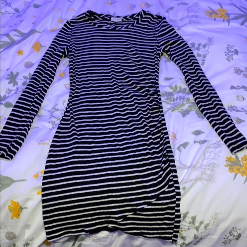 Long sleeve dress